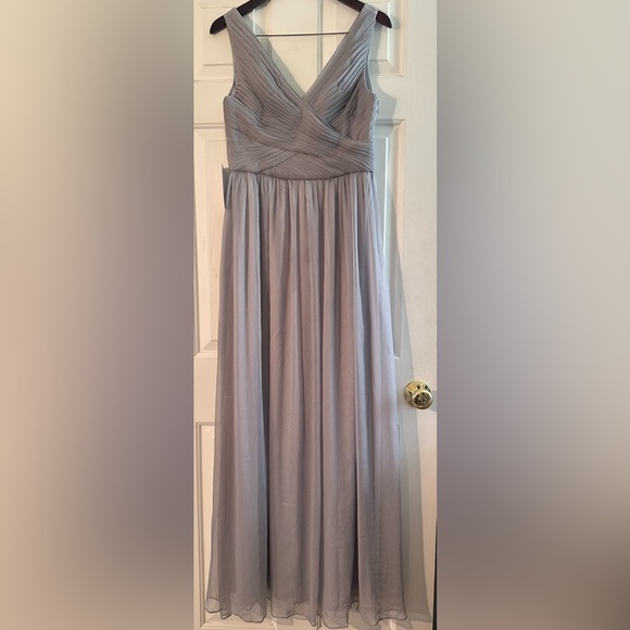 NWT BHLDN Anthro S Kia Sleeveless Maxi Bridesmaid Dress Fog Chiffon V Neck Ruche - Picture 4 of 15